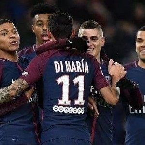  巴黎圣日耳曼报价意甲铁卫，谈判陷僵局  