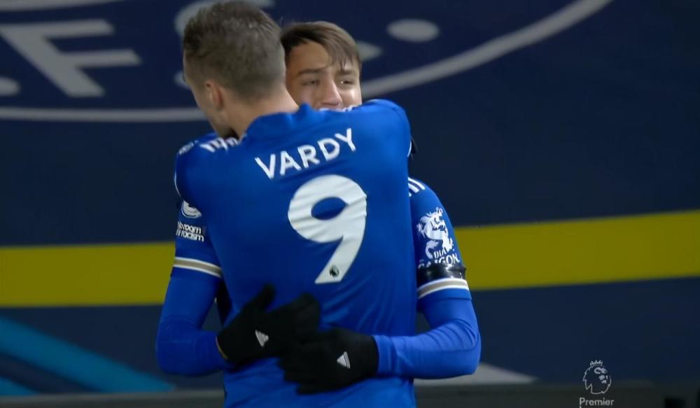  麦迪逊精妙挑传瓦尔迪破门莱斯特城客场擒狼队