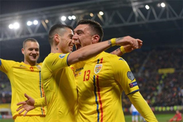  沃尔夫斯堡防守反击战术力克科隆获三连胜